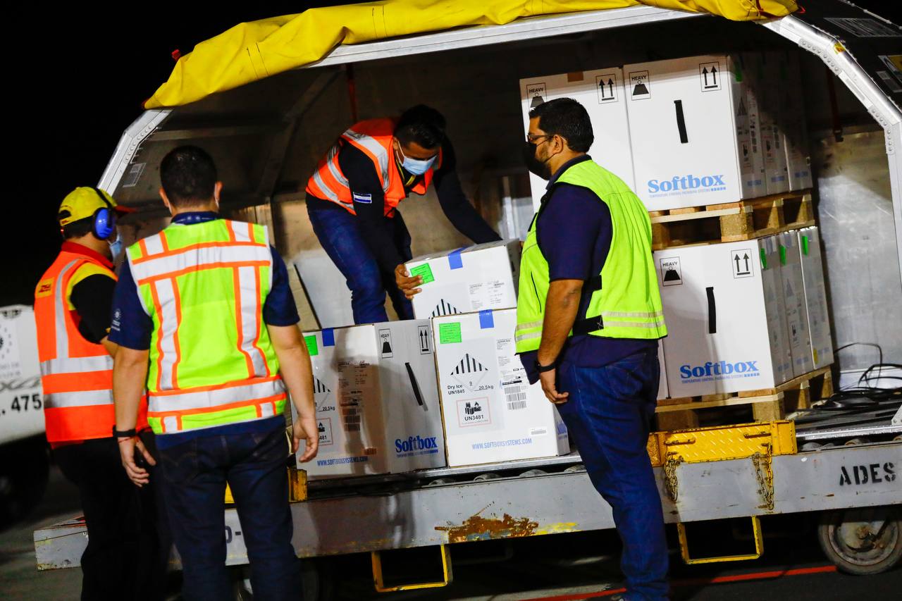 El Salvador recibe hoy 140,400 vacunas contra el COVID19, a través del mecanismo COVAX el-salvador-recibe-hoy-140400-vacunas-contra-el-covid19-a-traves-del-mecanismo-covax